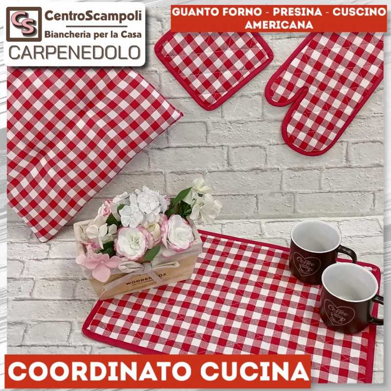 Set coordinato cucina country rosso-Coordinati cucina-Centro Scampoli SRL